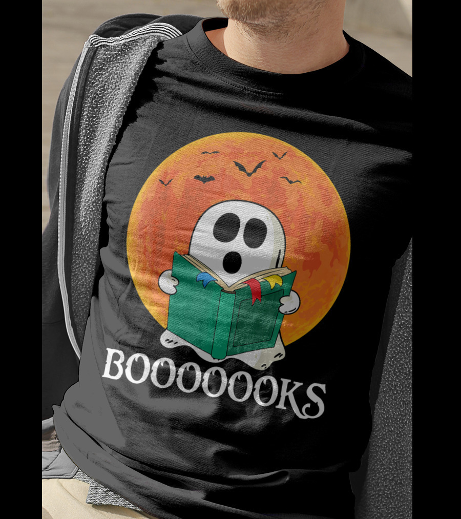 Funny Halloween Booooks Cute Ghost Reading With Full Moon And Bats T-Shirt