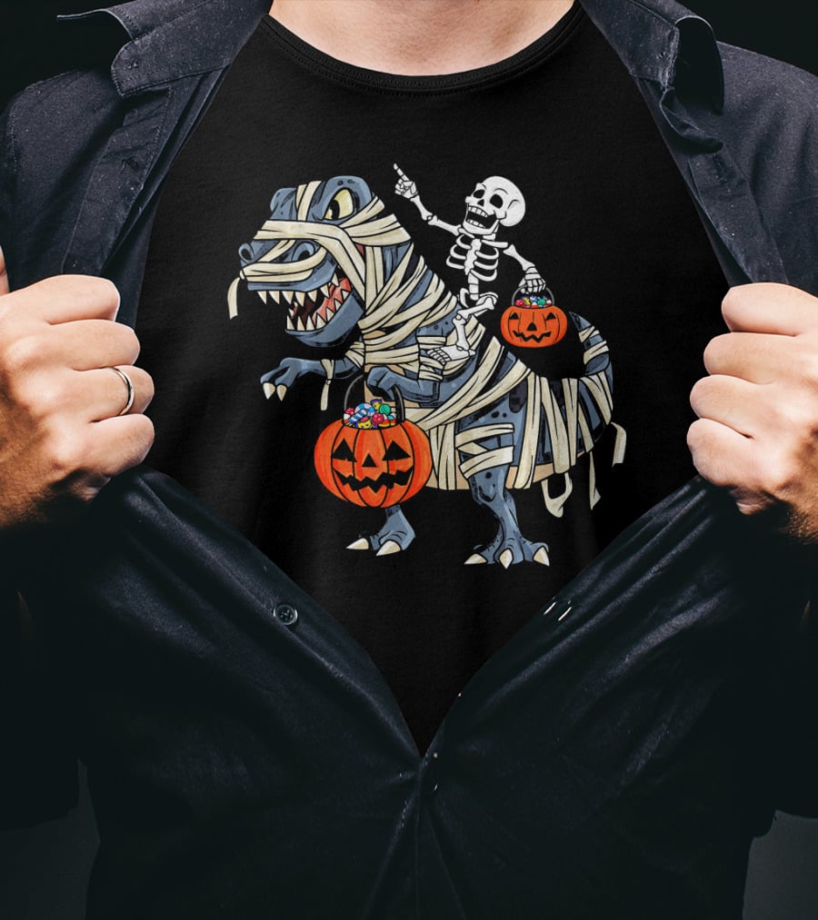 Skeleton Riding Mummy T-Rex With Pumpkin Candy Buckets Halloween Bo T-Shirt