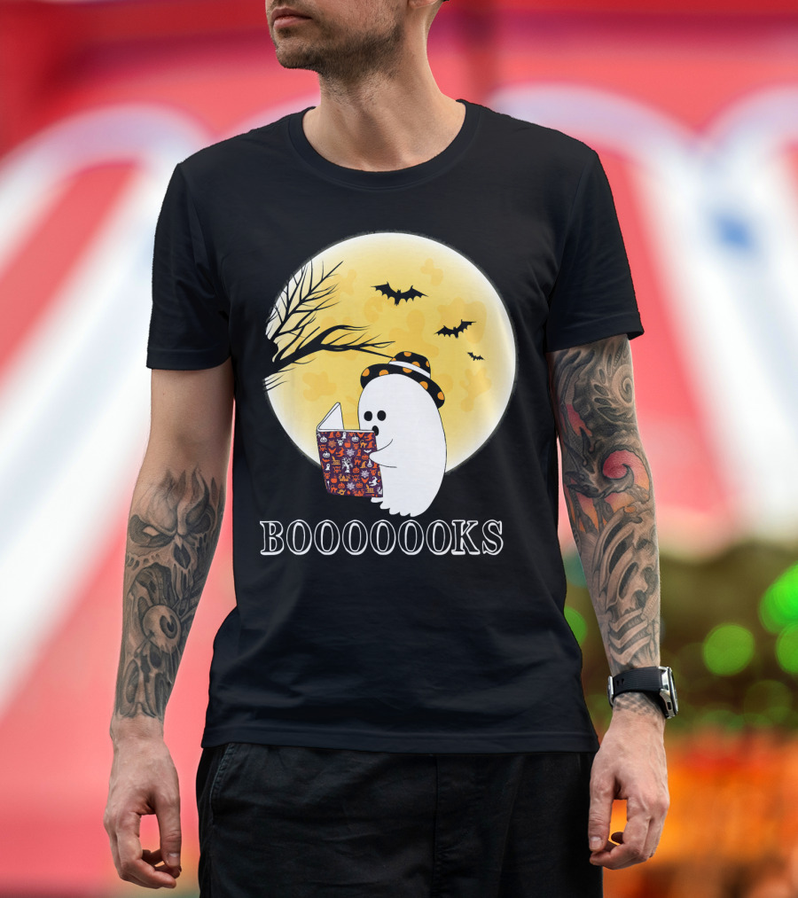 Booooooks Boo Ghost Reading Under the Full Moon Halloween T-Shirt