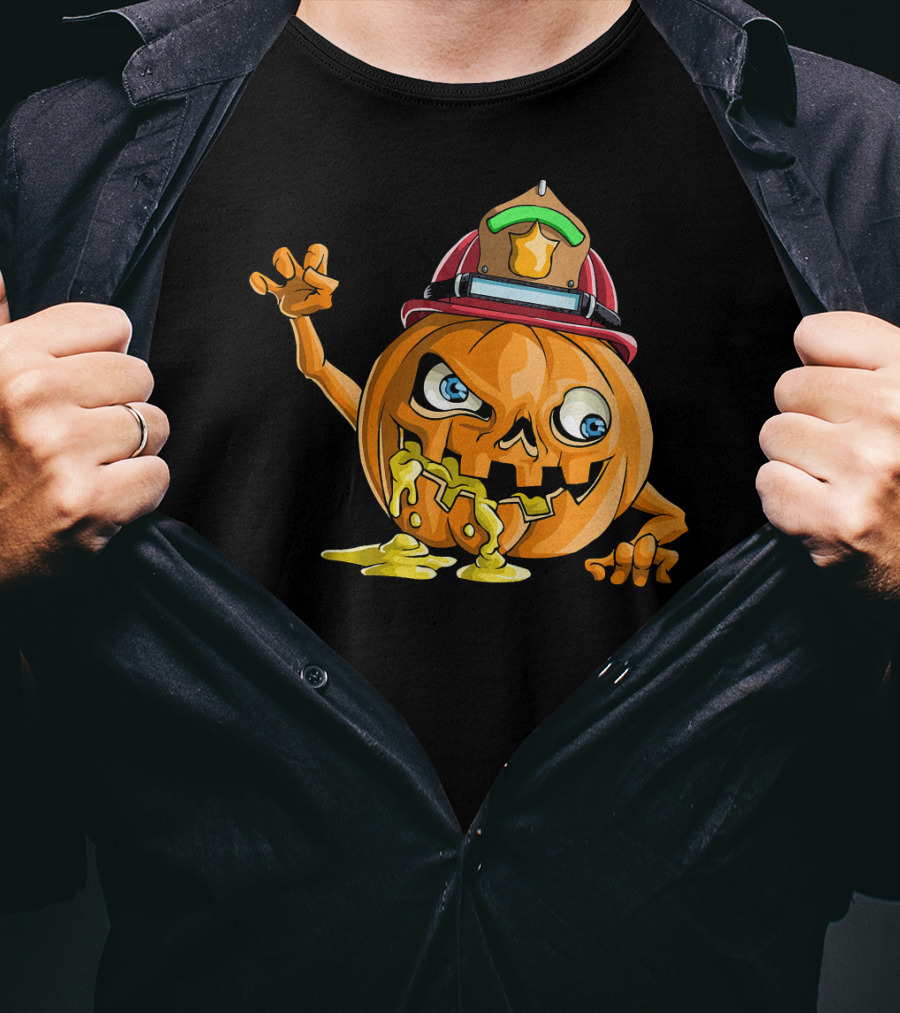 Zombie Pumpkin Firefighter Halloween Jack-O'-Lantern With Fireman's Helmet T-Shirt