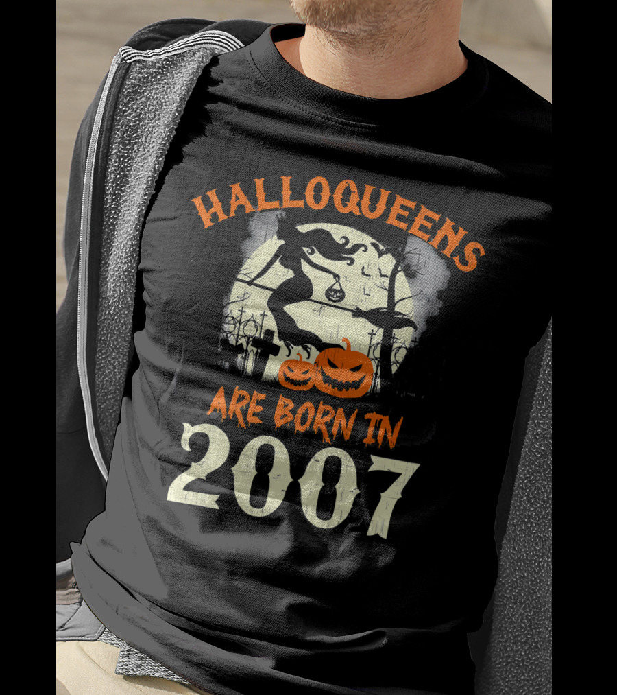 Halloqueens Born In 2007 Halloween Witch Pumpkins Graveyard Scene T-Shirt