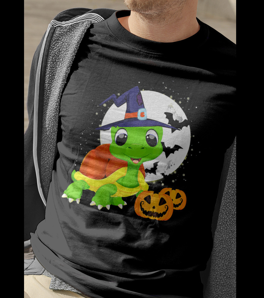 Turtle Witch Halloween Pumpkin Moon And Bats T-Shirt
