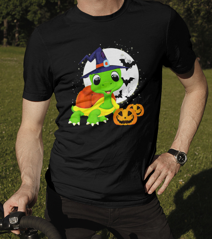 Turtle Witch Halloween Pumpkin Moon And Bats T-Shirt