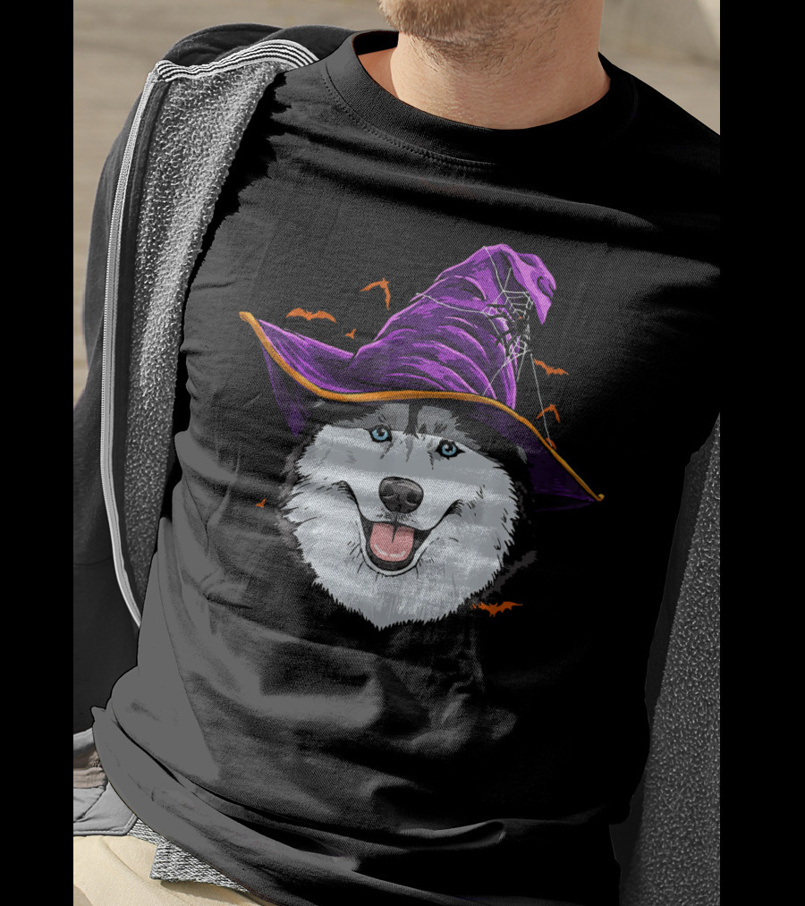 Siberian Husky Purple Witch Hat With Bats And Cobwebs T-Shirt