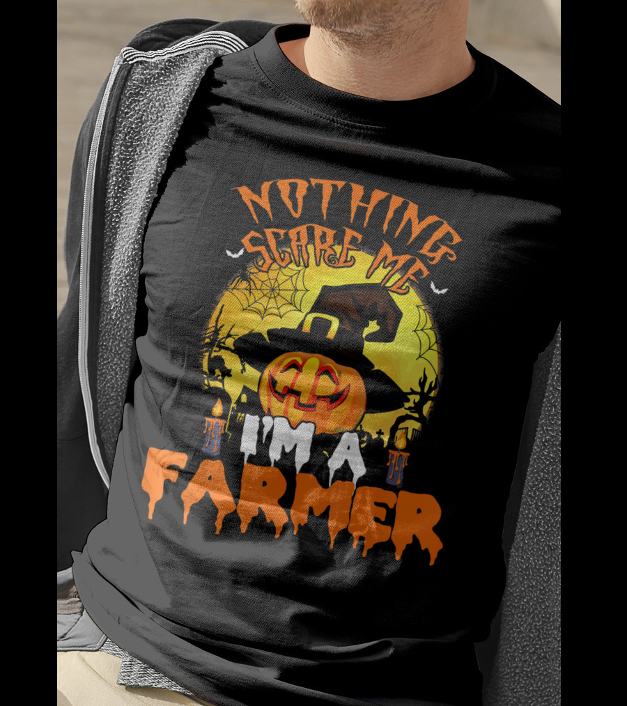 Orange Halloween Jack-O'-Lantern Hat Spider Web Nothing Scares Me I'm A Farmer T-Shirt