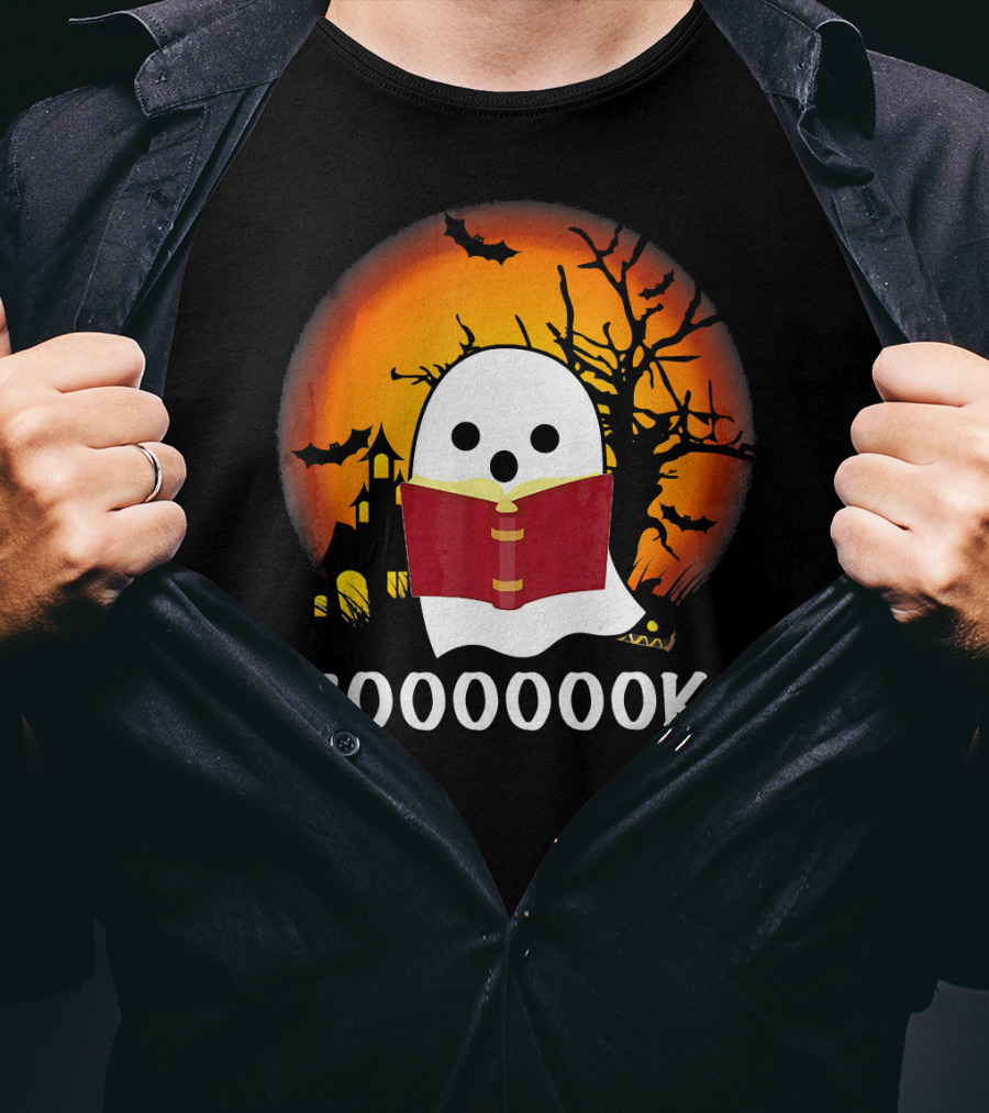 Boo Read Books Halloween Boooooooks Ghost With Red Book And Spooky Bats T-Shirt