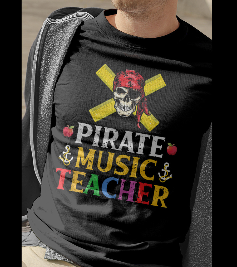 Funny Pirate Music Teacher Halloween Skull Anchors Apples Rulers T-Shirt