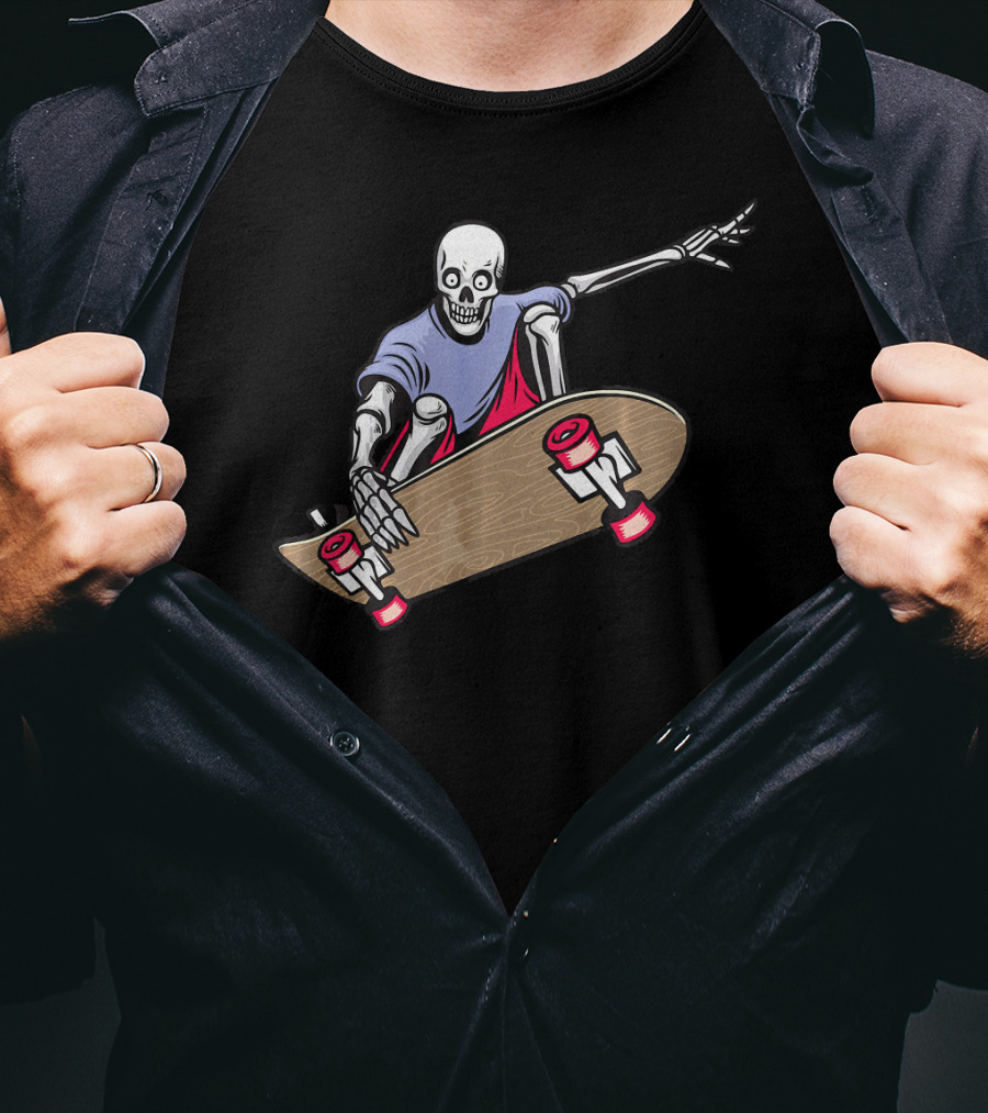 Skeleton Skateboarding Halloween Trick Airtime T-Shirt
