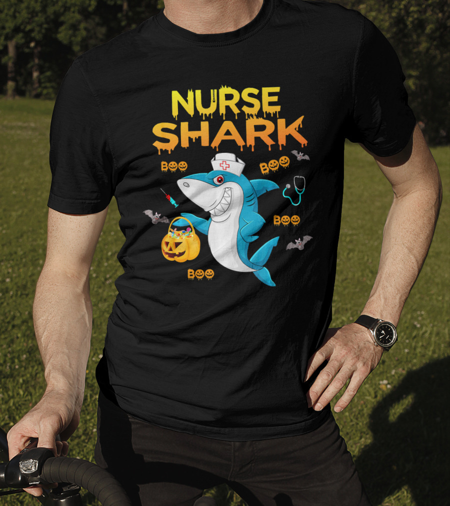 Nurse Shark Halloween Boo Pumpkin Bats Stethoscope T-Shirt
