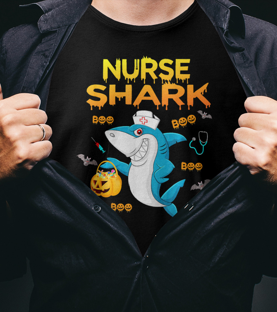 Nurse Shark Halloween Boo Pumpkin Bats Stethoscope T-Shirt