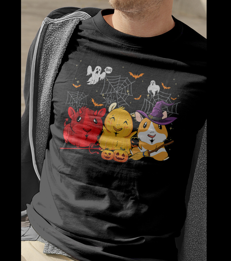 Halloween Funny Guinea Pigs In Costumes With Ghosts And Spiderwebs T-Shirt
