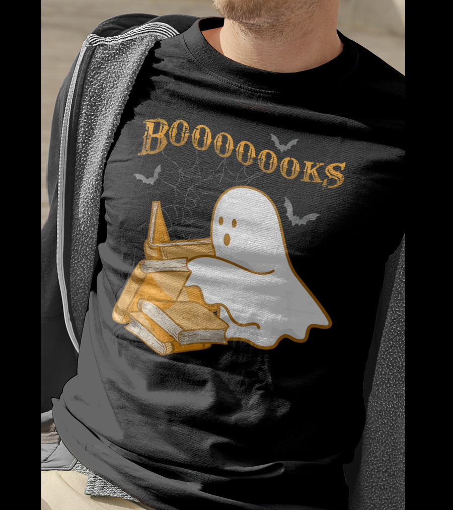 Booooooks Ghost Reading Bat Halloween Teacher T-Shirt