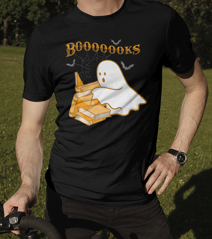 Booooooks Ghost Reading Bat Halloween Teacher T-Shirt