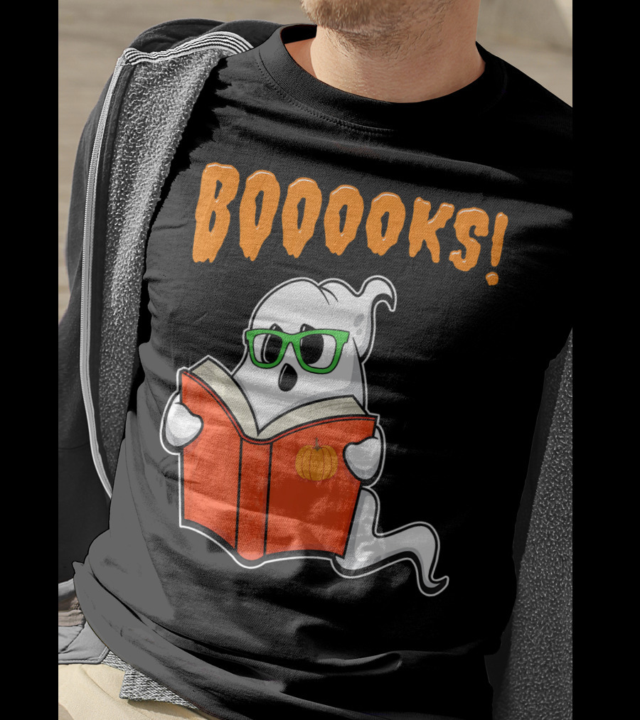 Booooks Ghost With Green Glasses And Pumpkin Book Funny Teacher Halloween T-Shirt