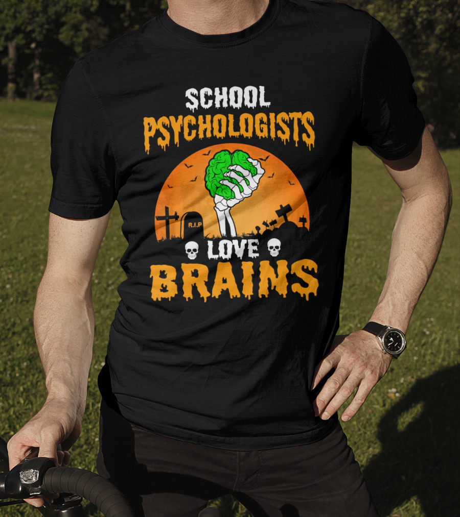 School Psychologists Love Brains Zombie Graveyard T-Shirt