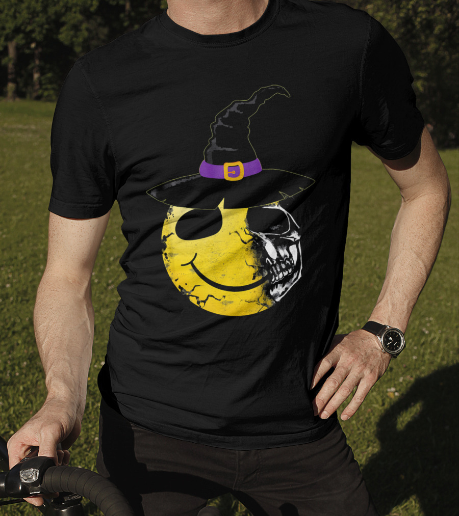 Halloween Witch Hat Smiley Half Skull Face T-Shirt