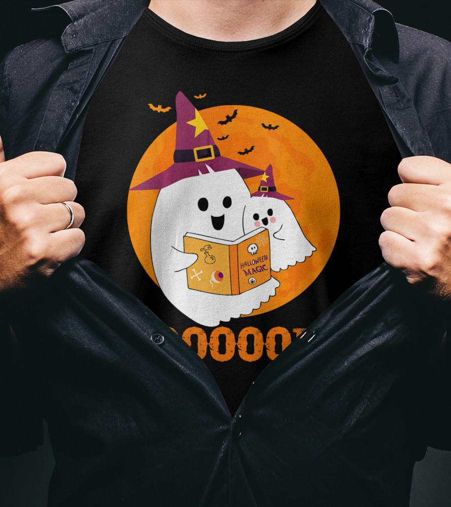 BOOOOKS Halloween Magic Ghosts Reading In Witch Hats T-Shirt