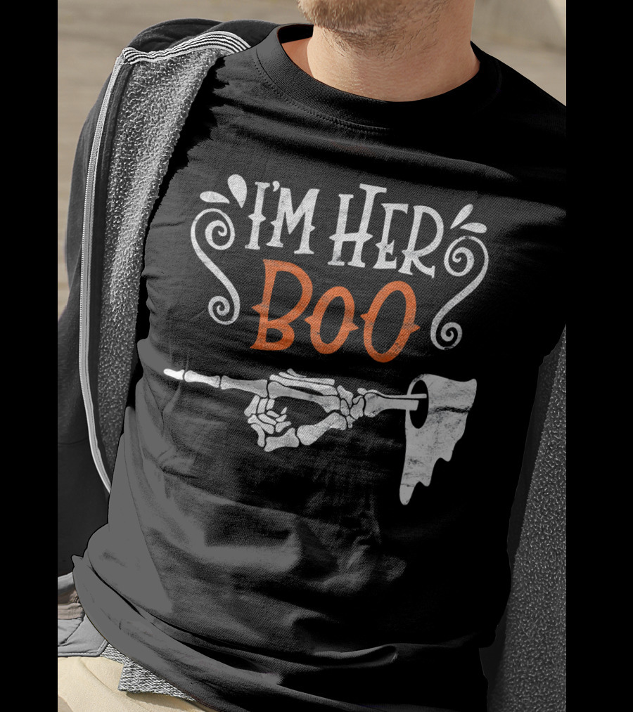 I'm Her Boo Halloween Skeleton Hand Ghost T-Shirt