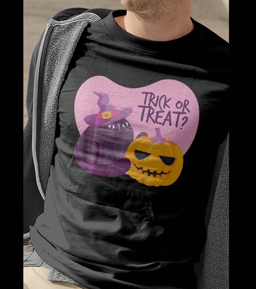 Trick Or Treat Happy Halloween Day Kids Halloween Pump T-Shirt