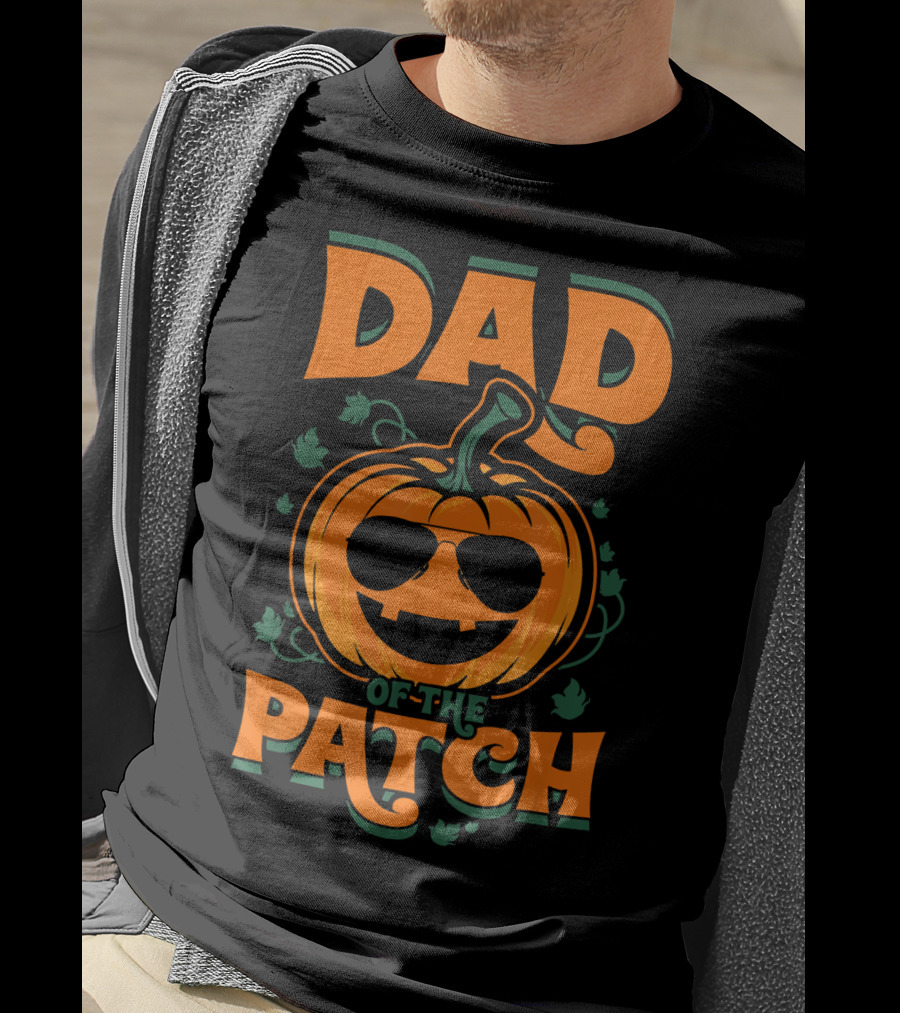 Dad Of The Patch Pumpkin Sunglasses Halloween Family Fun T-Shirt
