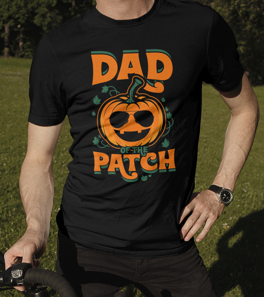 Dad Of The Patch Pumpkin Sunglasses Halloween Family Fun T-Shirt