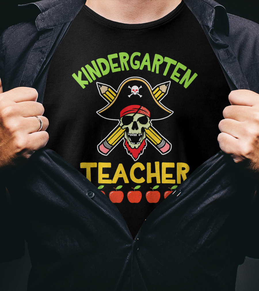 Kindergarten Teacher Pirate Skull Pencils Apples T-Shirt
