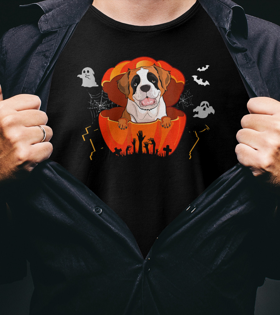 St Bernard Dog In Pumpkin With Ghosts And Bats For Halloween T-Shirt