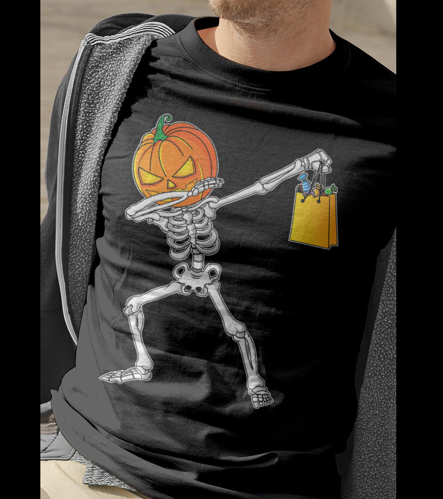 Halloween Kids Pumpkin Skeleton Dabbing With Candy Bag T-Shirt