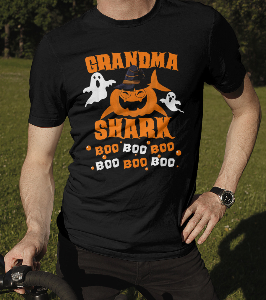 Grandma Shark Witch Boo Boo Boo Halloween Ghosts T-Shirt
