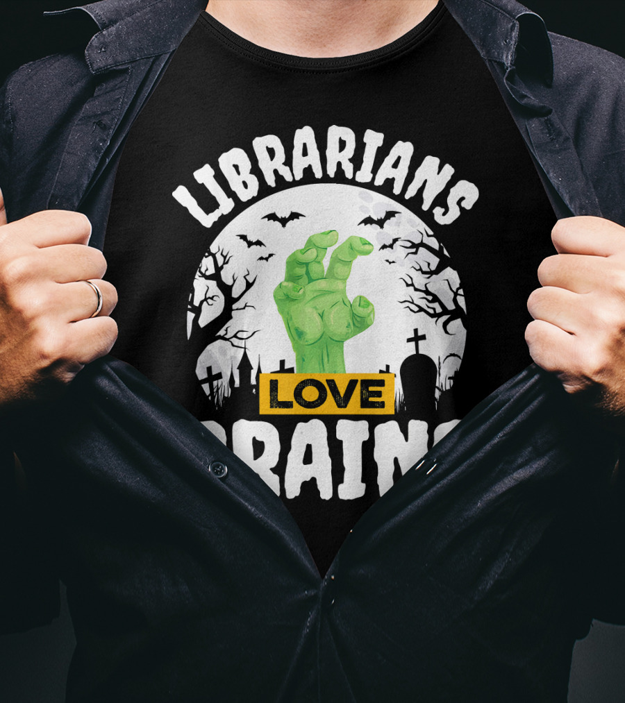 Librarians Love Brains Halloween Zombie Graveyard Scene T-Shirt
