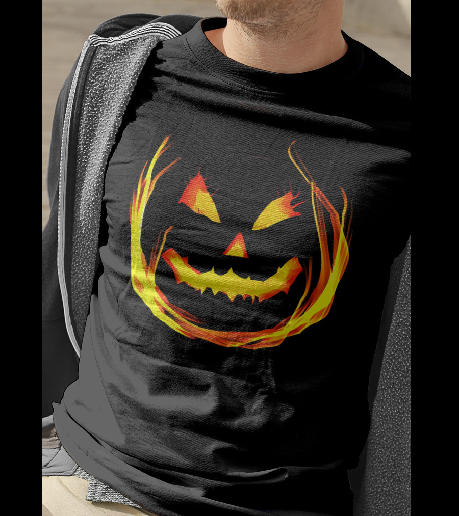 Fun And Spooky Fiery Jack O Lantern Halloween Pumpkin Face T-Shirt