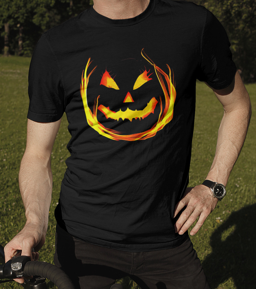 Fun And Spooky Fiery Jack O Lantern Halloween Pumpkin Face T-Shirt