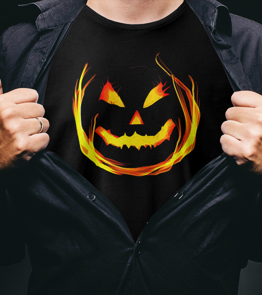 Fun And Spooky Fiery Jack O Lantern Halloween Pumpkin Face T-Shirt