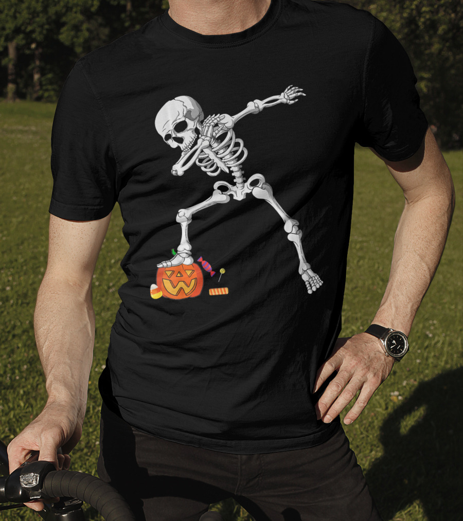 Halloween Skeleton Dabbing On Pumpkin With Candy T-Shirt