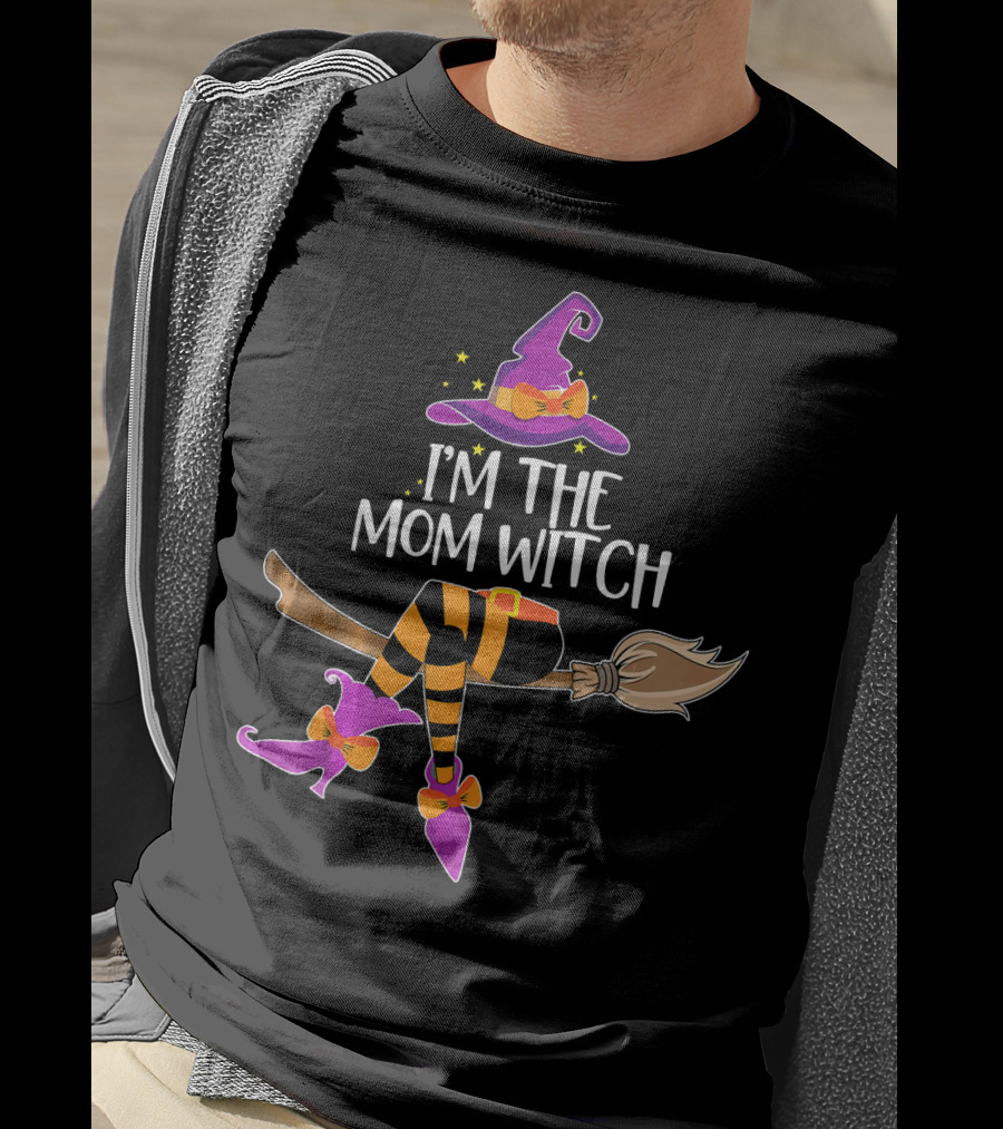 I’m The Mom Witch Halloween Matching Wizard Hat And Broomstick T-Shirt