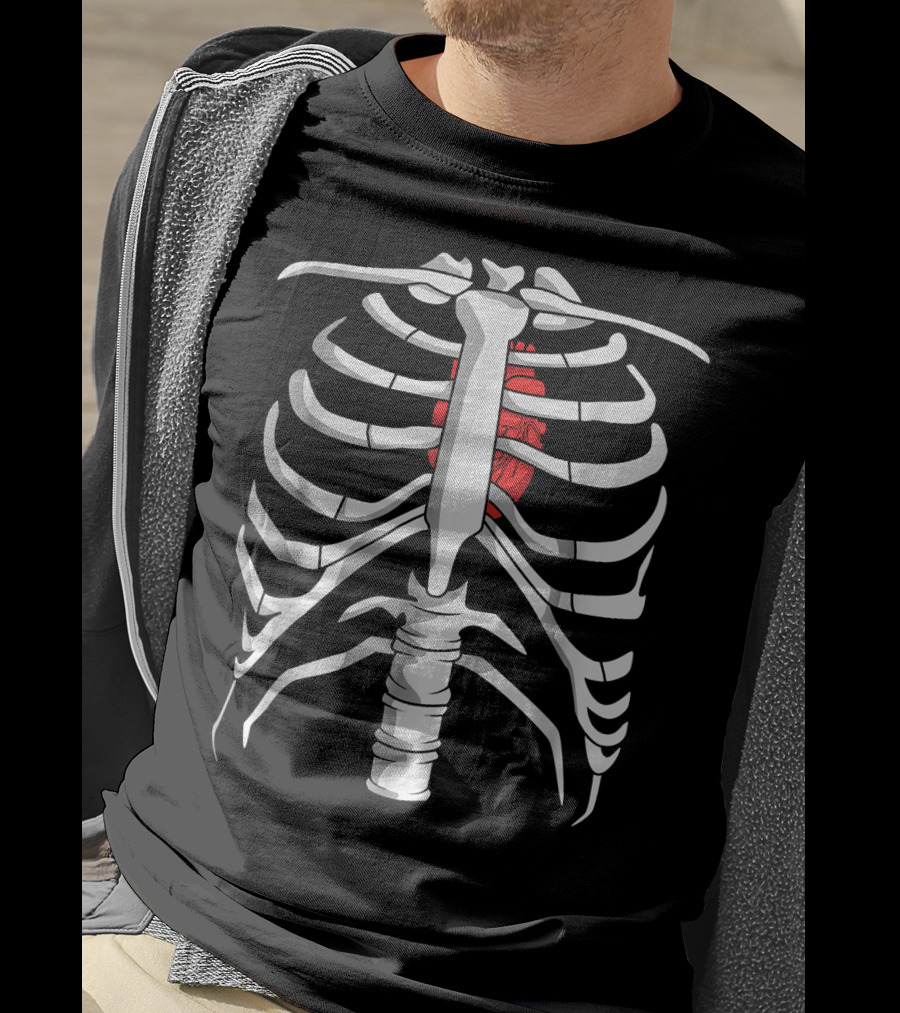 Skeleton Ribcage With Red Heart Day Of The Dead T-Shirt