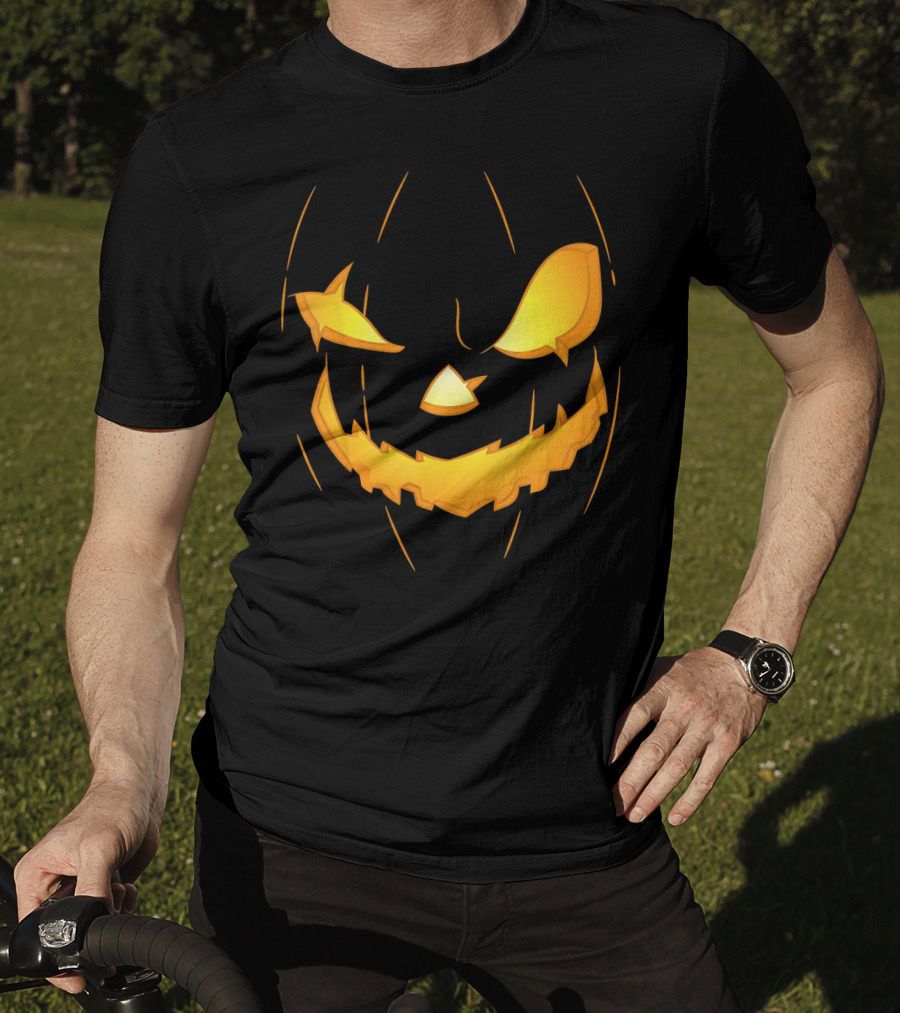 Halloween Pumpkin Jack O Lantern Face Glowing Scary Expression T-Shirt