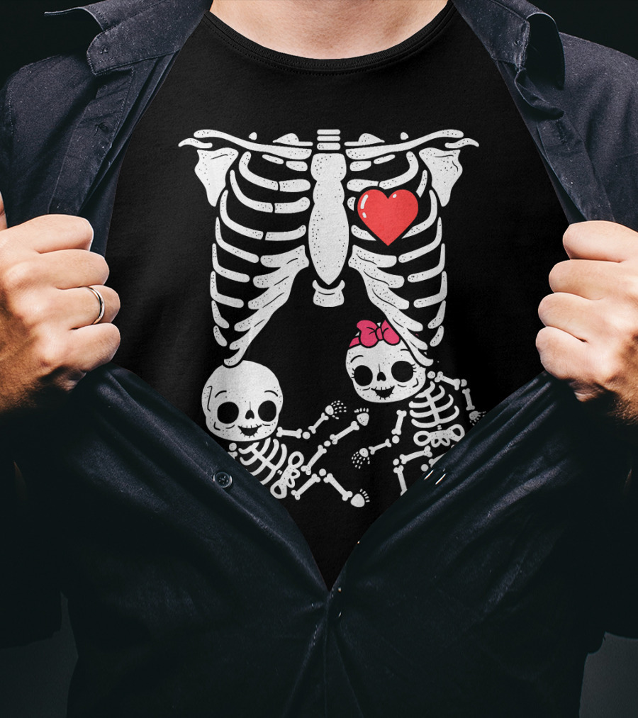 Skeleton Pregnancy Announcement With Baby Skeletons And Heart T-Shirt