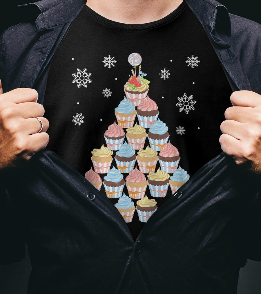 Cupcake Christmas Tree Baker Bak Festive Snowflake Topping T-Shirt