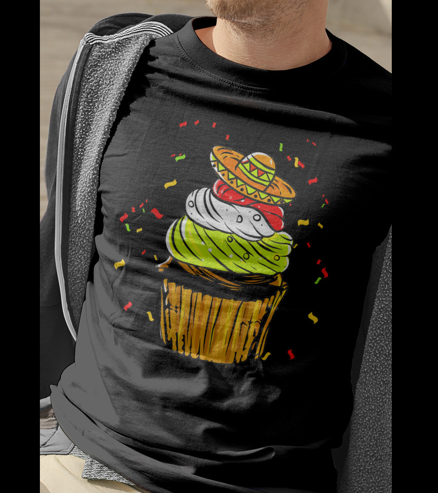 Cinco De Mayo Fiesta Cupcake With Sombrero And Confetti T-Shirt