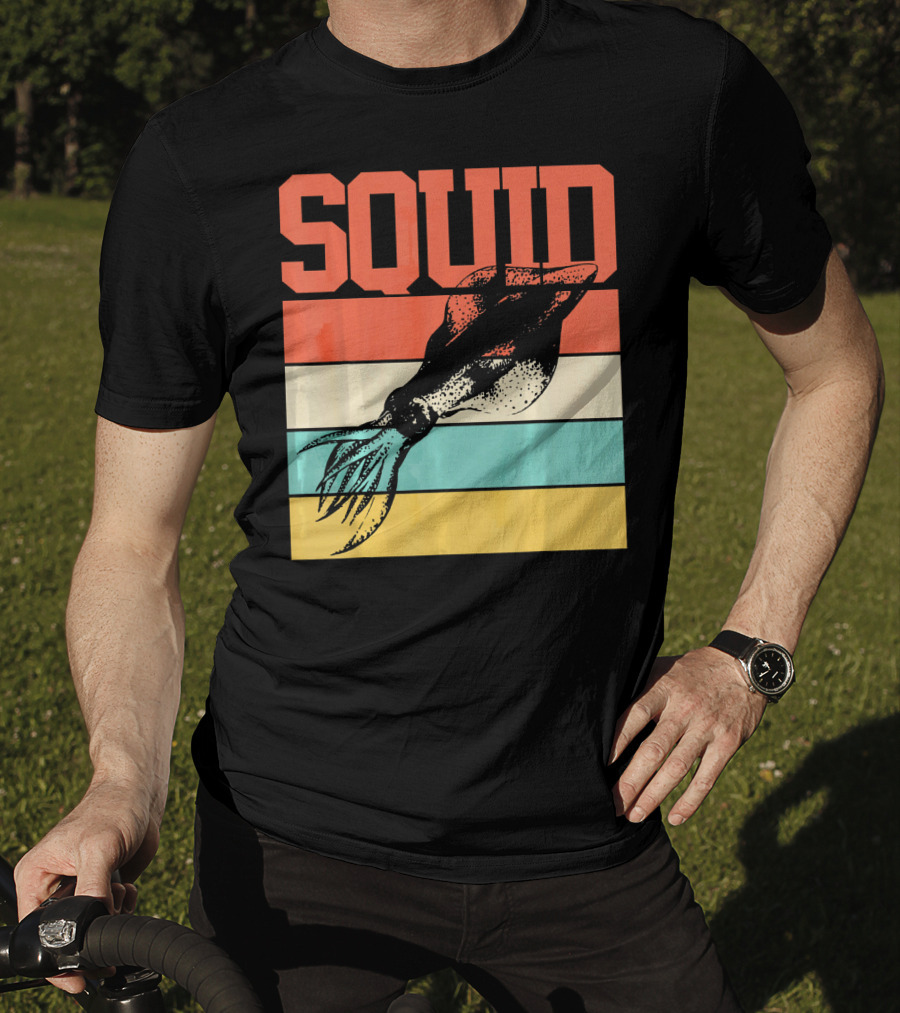 Squid Retro Marine Biologist Vintage Stripes T-Shirt