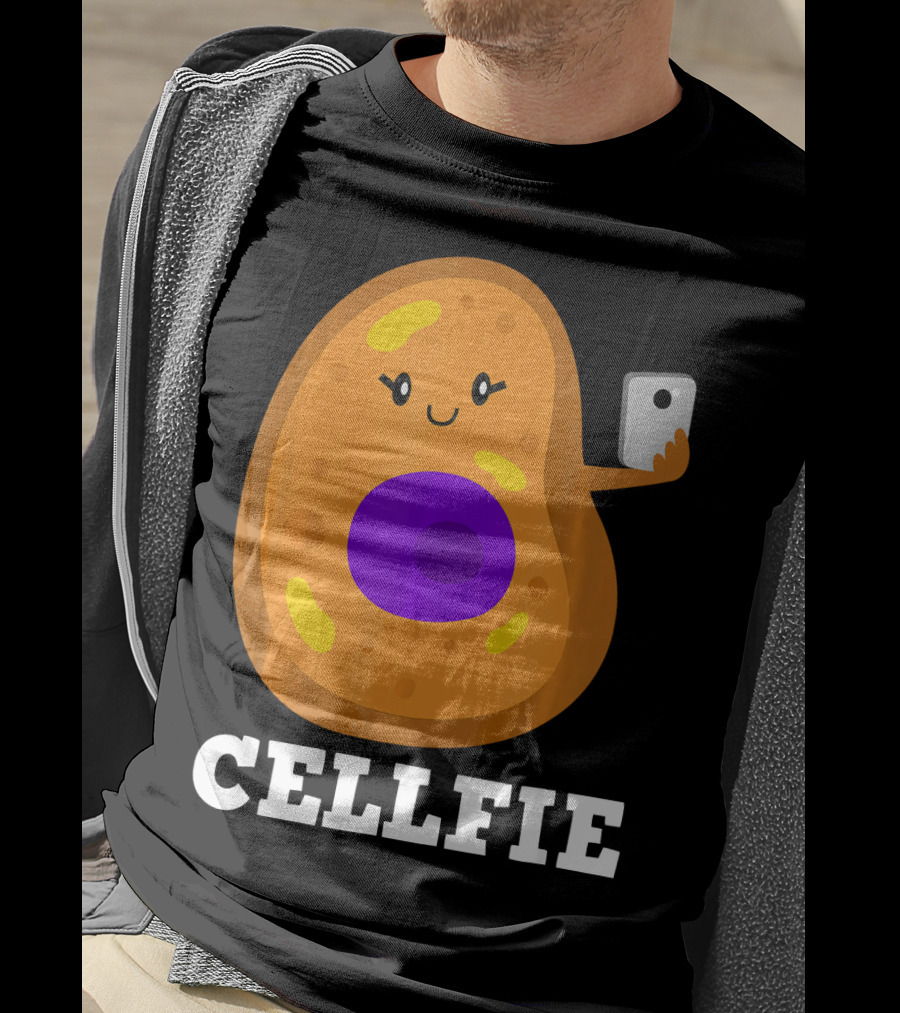 Cute Cell Character Taking Selfie For Science Teacher Enthusiasts T-Shirt