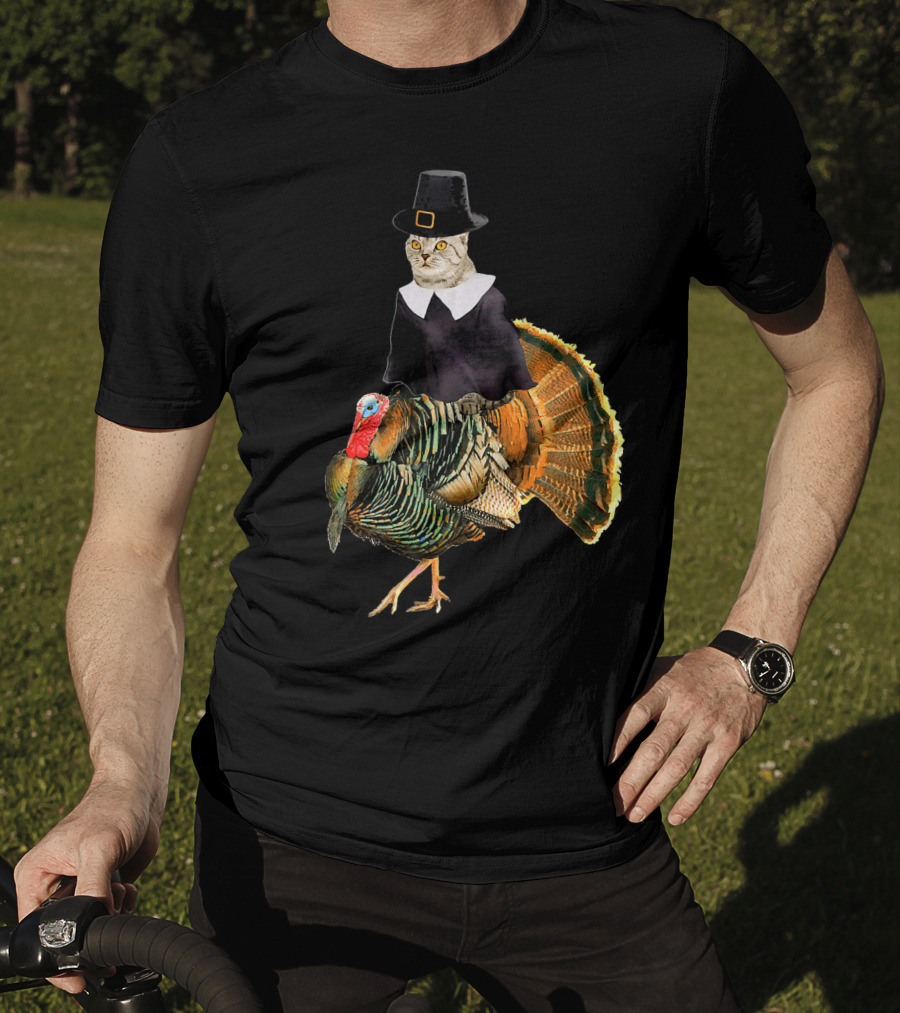 Cat In Pilgrim Outfit On Thanksgiving Turkey T-Shirt