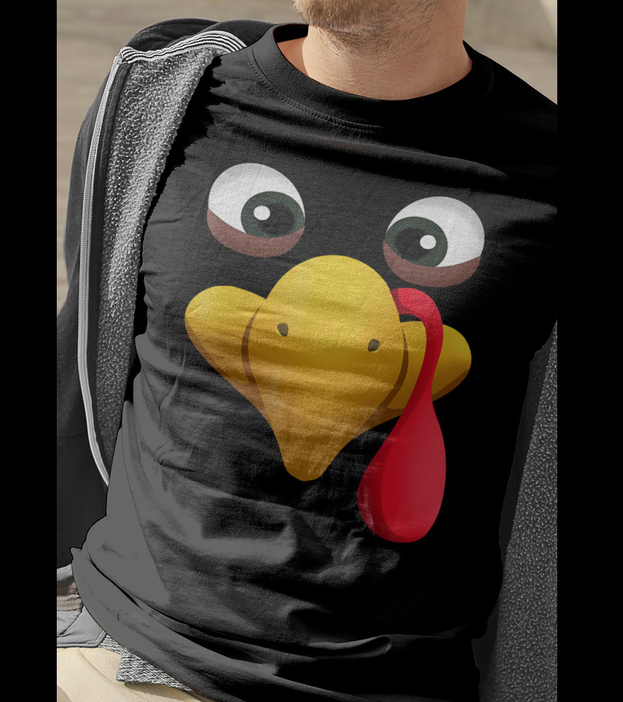 Funny Turkey Face With Realistic Expression T-Shirt