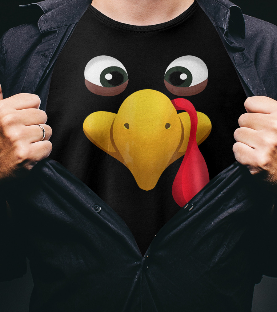 Funny Turkey Face With Realistic Expression T-Shirt