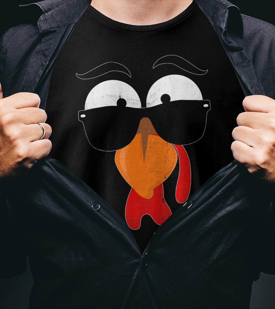 Funny Turkey Face Costume Thanksgiving Humor T-Shirt