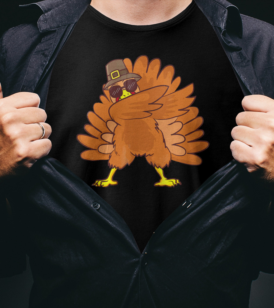 Thanksgiving Turkey Dab Dance With Sunglasses And Pilgrim Hat T-Shirt