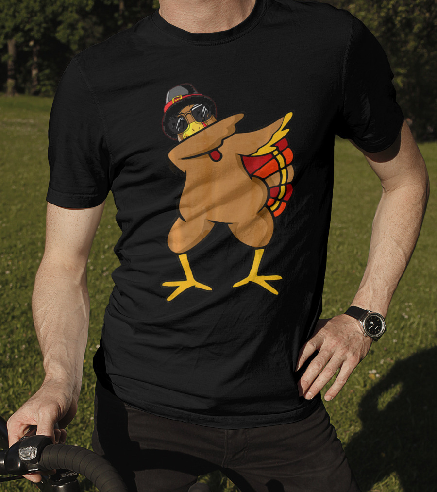 Funny Dabbing Turkey With Sunglasses And Hat T-Shirt