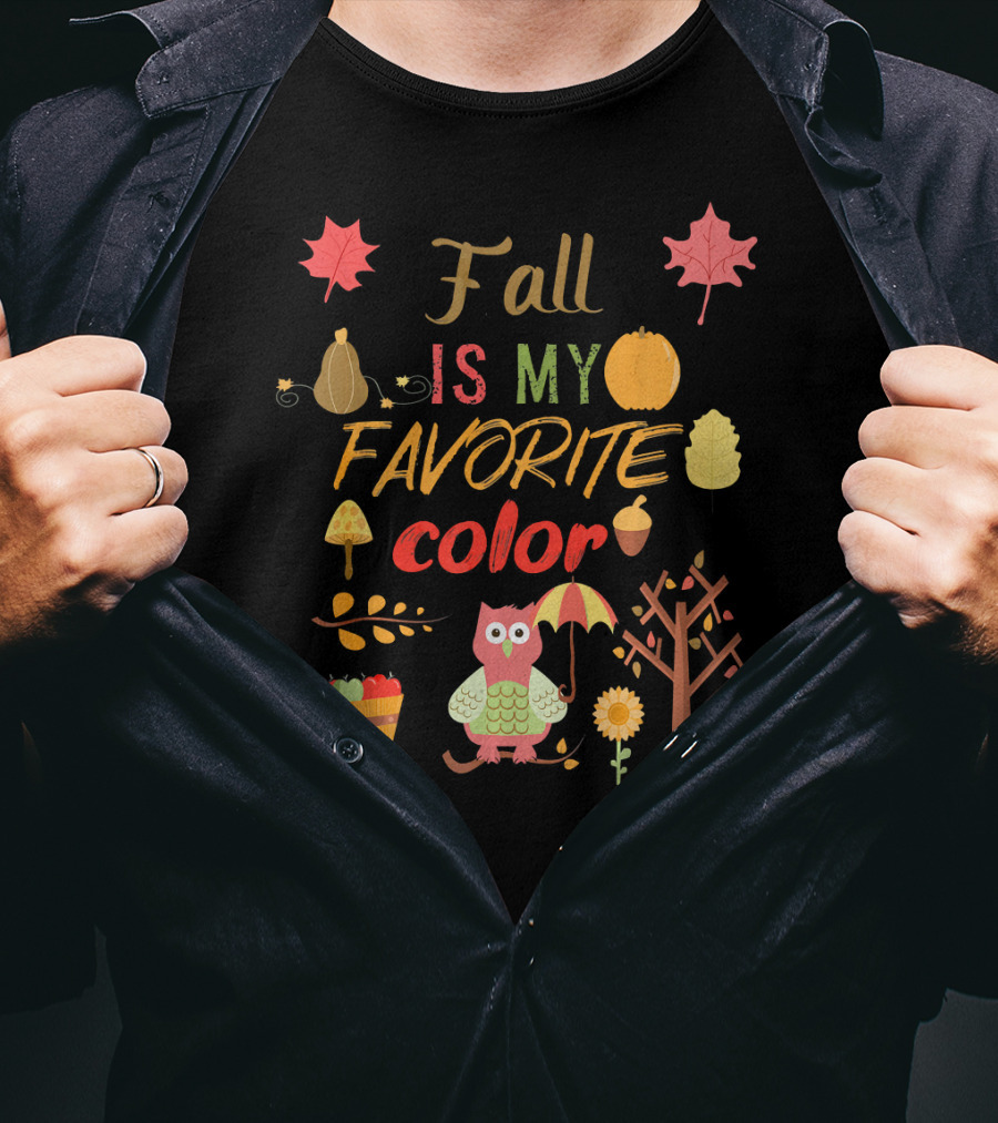Fall Is My Favorite Color Owl With Umbrella Autumn Harvest Leaves Pumpkin Acorn T-Shirt