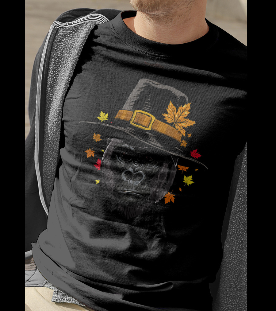 Thanksgiving Gorilla In Pilgrim Hat With Autumn Leaves T-Shirt